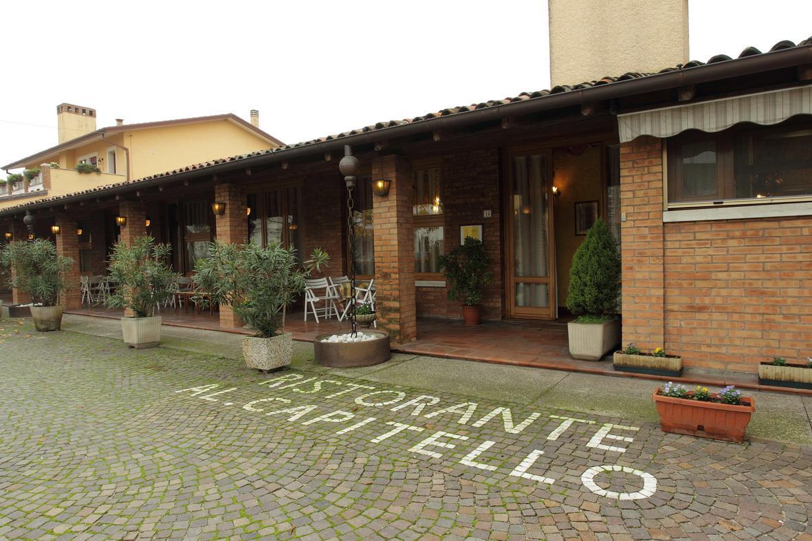 Ristorante Albergo Al Capitello Megliadino San Vitale Exterior photo