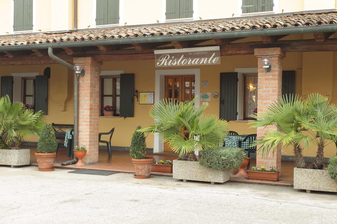 Ristorante Albergo Al Capitello Megliadino San Vitale Exterior photo