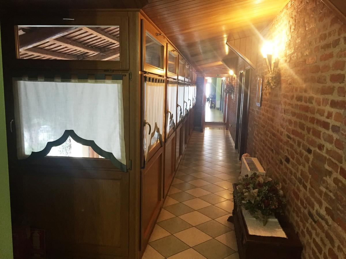 Ristorante Albergo Al Capitello Megliadino San Vitale Exterior photo